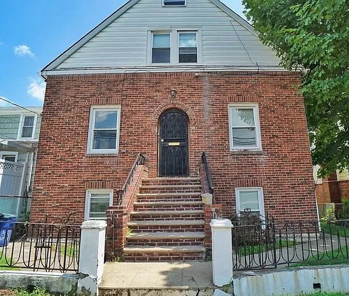 39 Austin Ave #3 — Photo 1