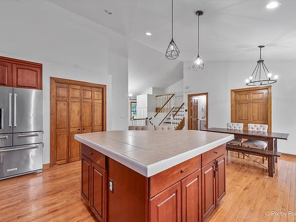 5th image of 15216 Walsh Dr