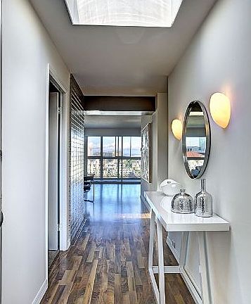 2nd image of 1740 Melrose Ave Unit 802