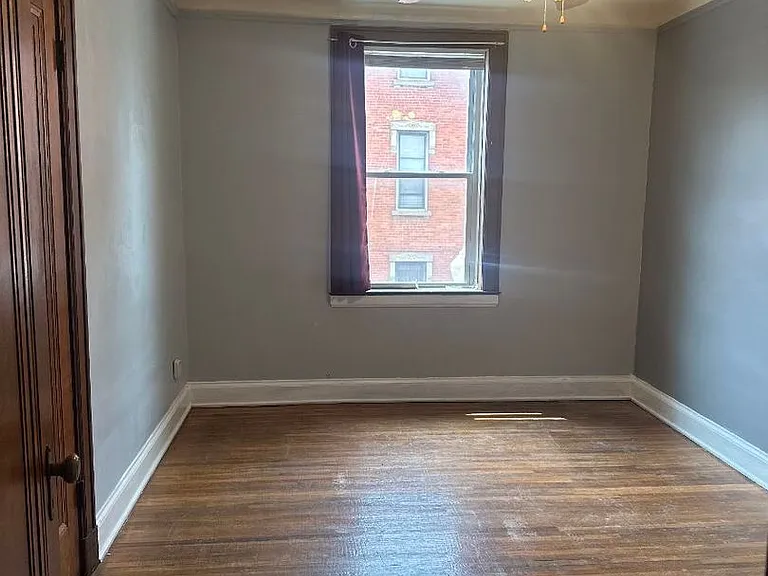47 Parsons Ave — Photo 9