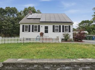 19 Louise Ln, East Falmouth, MA 02536