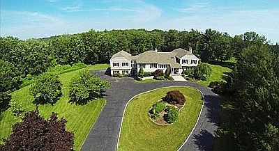 379 Ponus Ridge