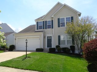 1148 Ledgestone Dr, Wadsworth, OH 44281