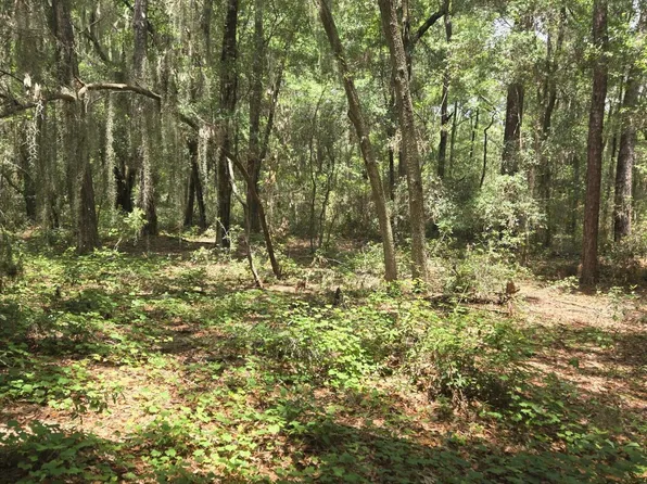 McLane St, Saint Helena Island, SC 29920