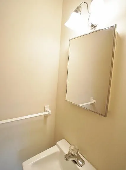 16 Glenwood Ave #7 — Photo 5