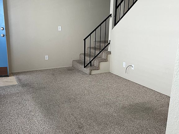 3rd image of 3018 Suncrest Dr APT 1