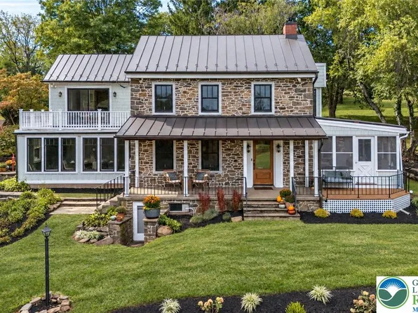 389 Reservoir Rd, Quakertown, PA 18951