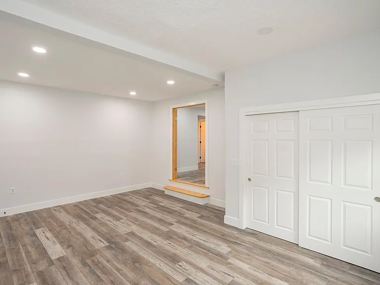 108 Aloha Ct — Photo 9
