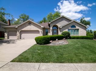 13500 Pawnee Rd, Orland Park, IL 60462