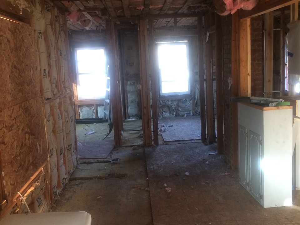 1st image of 527 Elam Ave