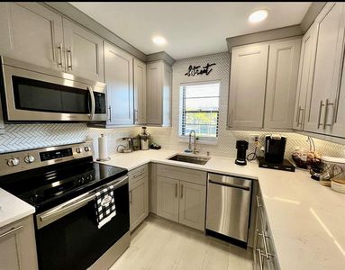 9235 SW 8th St #207, Boca Raton, FL, 33428