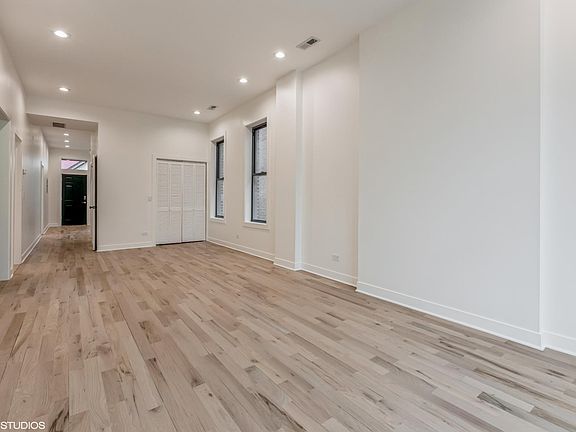 4th image of 1053 N Damen Ave Floor 2