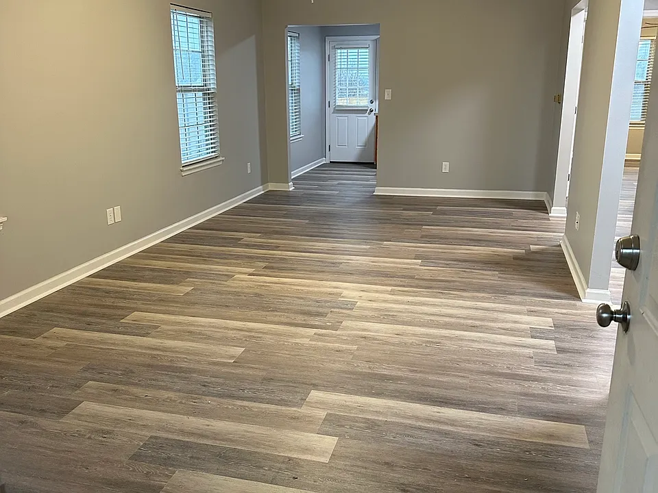 2552 Danielle Ln