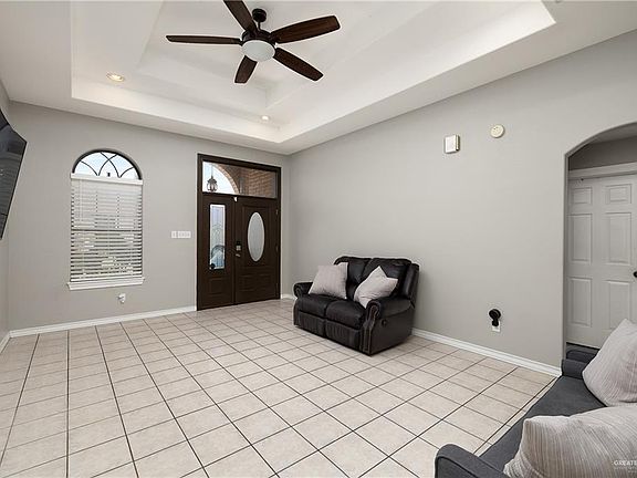 2nd image of 1509 W Calle Espana