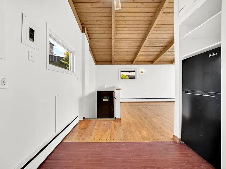 8431 Buffalo Ave #2 — Photo 9