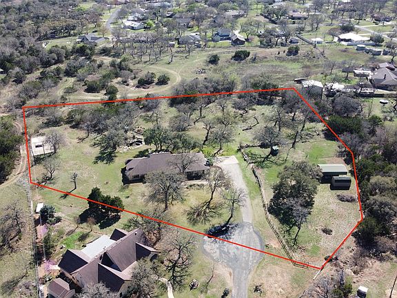 2nd image of 115 Woodland Rd