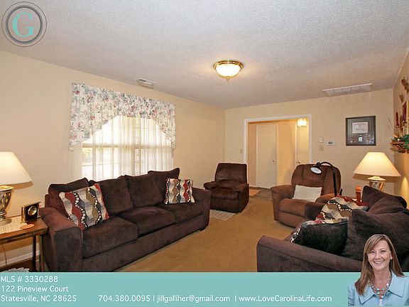 3rd image of 122 Pineview Ct