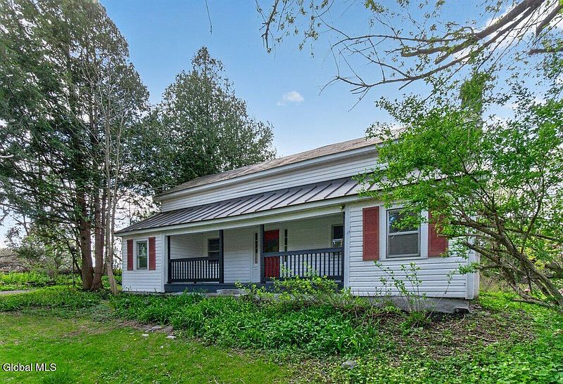 2nd image of 1809 Ridge Road