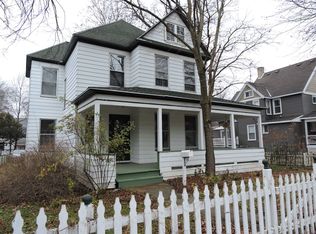 706 W Springfield Ave, Champaign, IL 61820