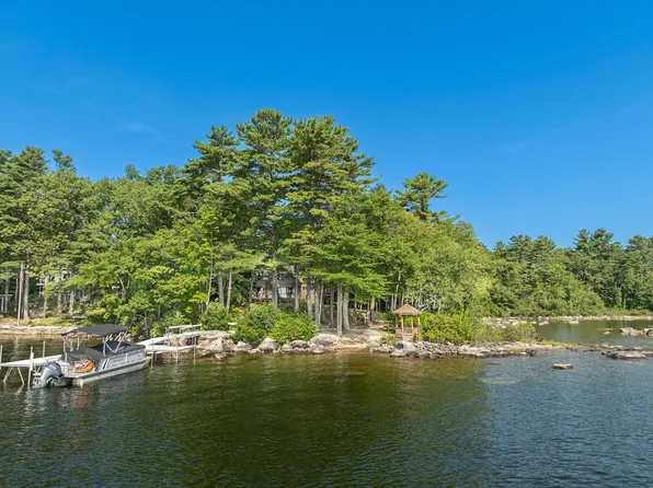 73 Andersen Road, Raymond, ME 04071