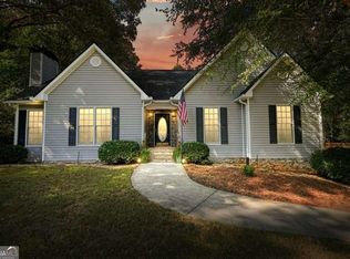 1124 Fieldstone Dr, Canton, GA 30114