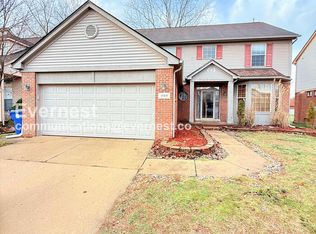 1660 Brookdale Dr, Canton, MI 48188