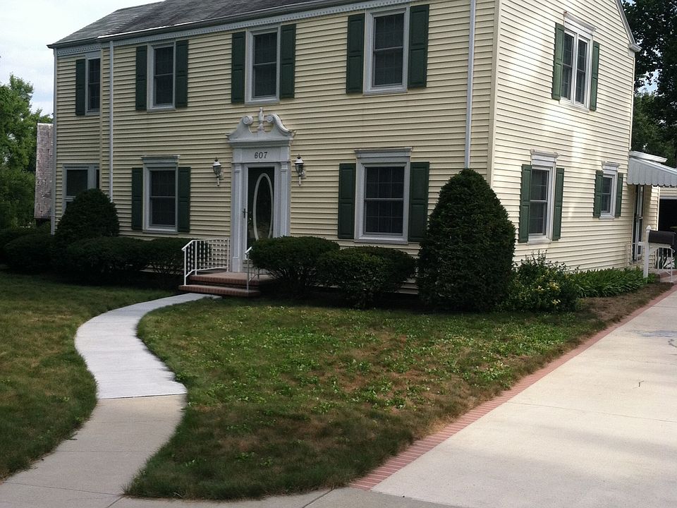 1st image of 607 Northridge Dr