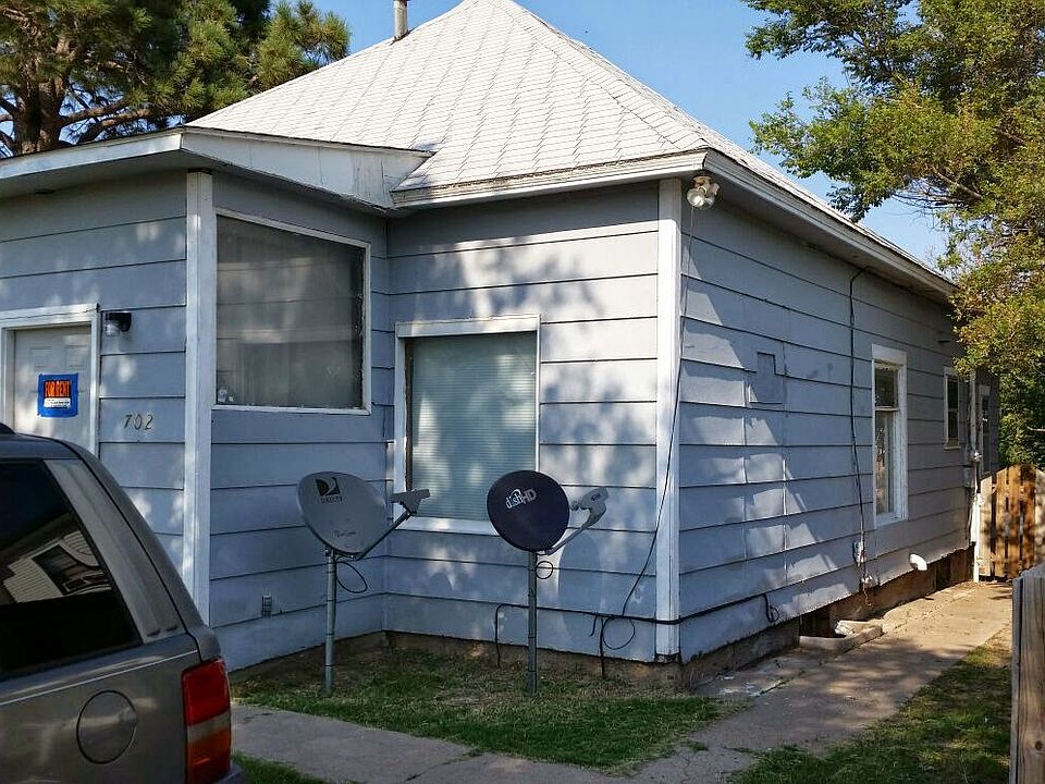 2nd image of 702 5th Ave