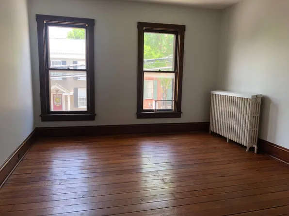 262 Baltimore St APT 4, Gettysburg, PA 17325