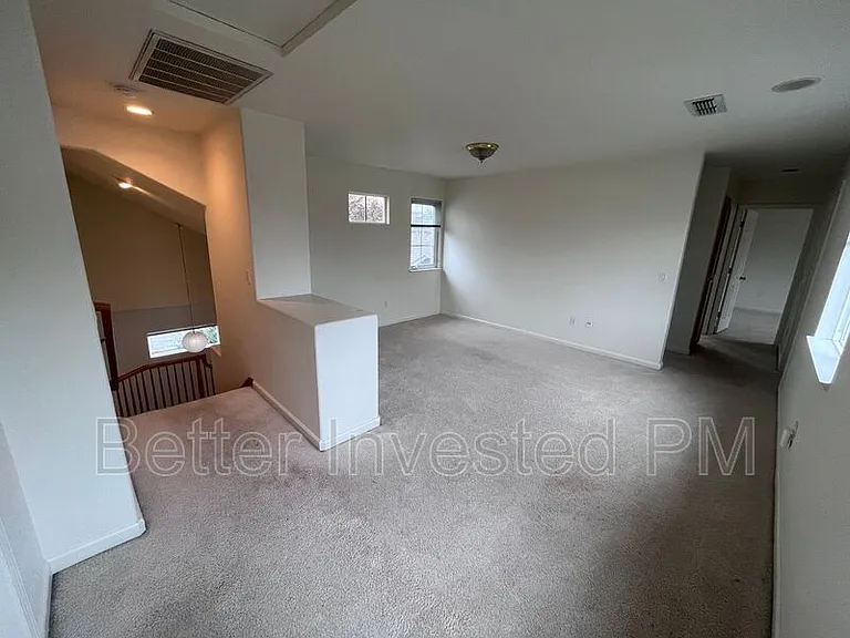 1429 Woodside Cir — Photo 18