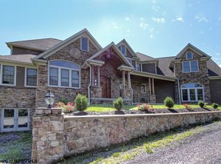 384 Pharoahs Run Rd, Rivesville, WV 26588