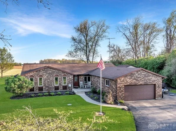 4159 Briarwood Dr, Urbana, OH 43078