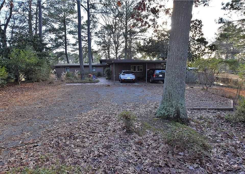 1st image of 233 Lucian Ct