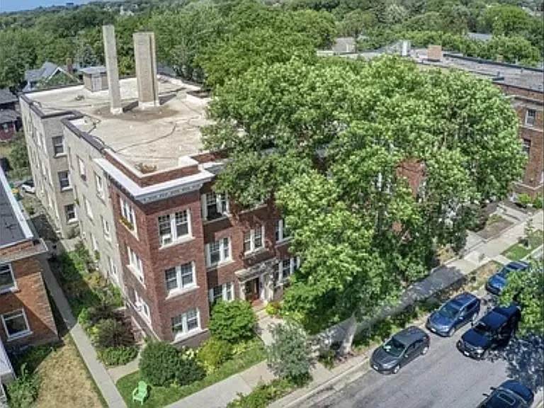 2300 Girard Ave S #204 — Photo 28