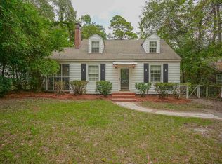 3945 Live Oak St, Columbia, SC 29205