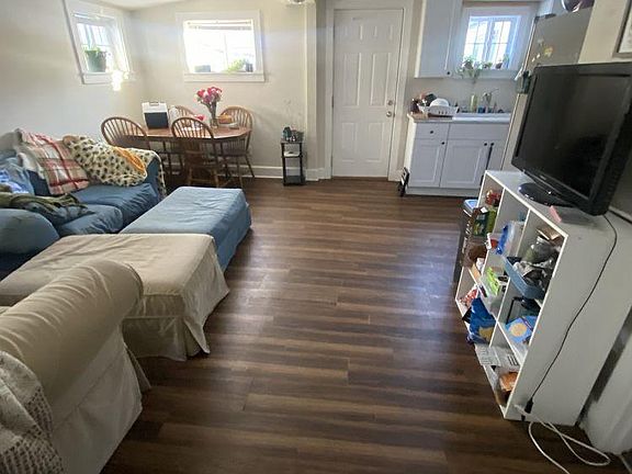 4th image of 1334 Taylor Ave