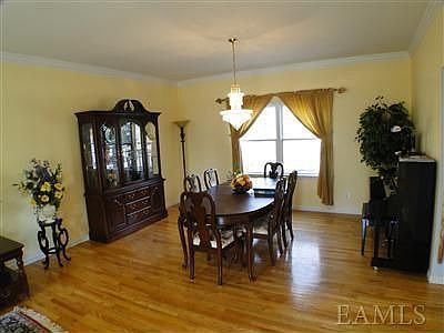 5th image of 78 Forest Ln