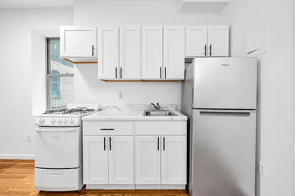 Rented by REAL New York | media 14