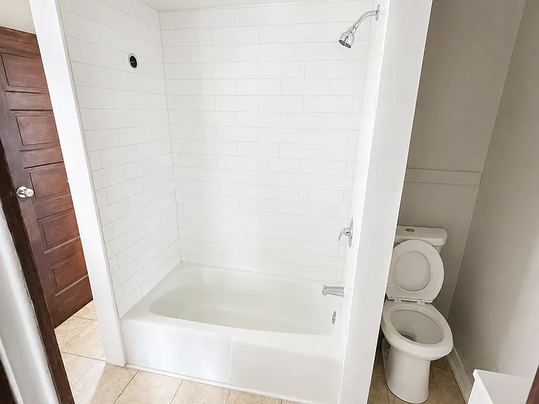 22 Webster St #3 — Photo 5