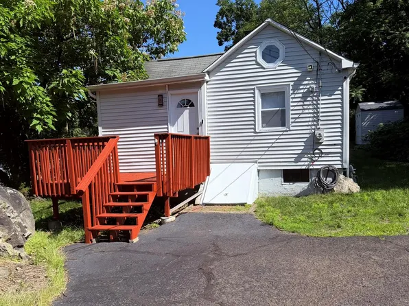 18 Orange Avenue, Suffern, NY 10901