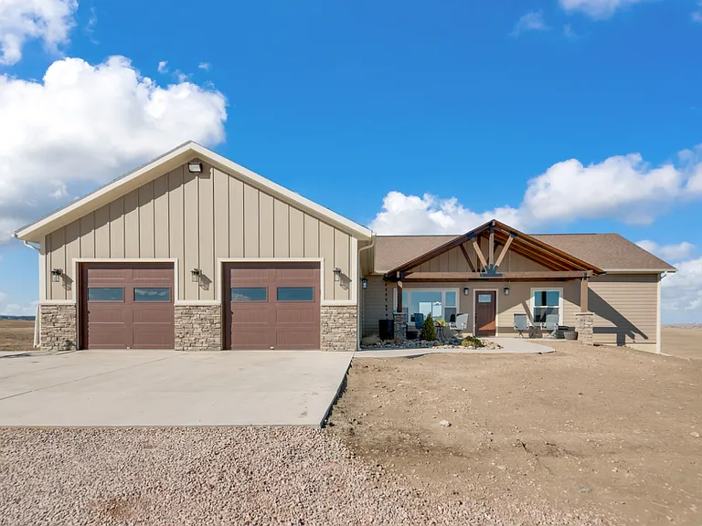 6692 Old Folsom Rd — Photo 2