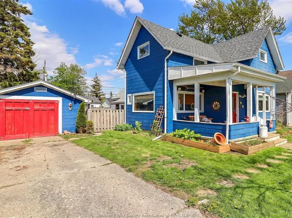69 Irwin Ave, Essex, ON N8M 2S7
