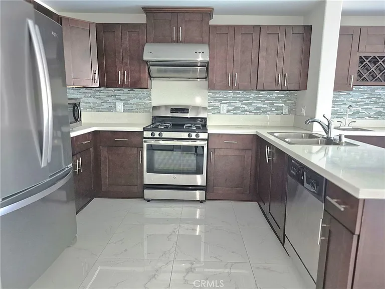 11 S 3rd St #410 — Photo 3