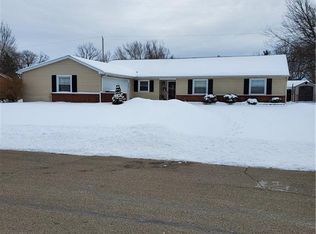 44 Tuxworth Rd, Dayton, OH 45458