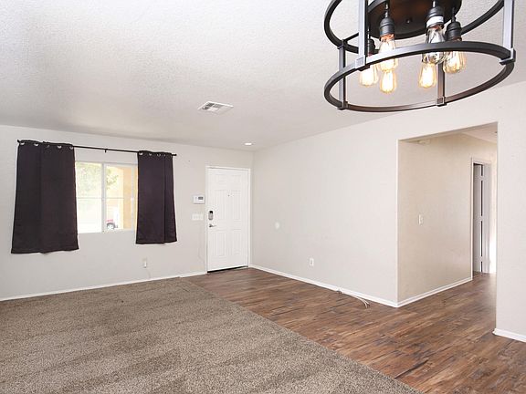 4th image of 45250 Spahn Ln