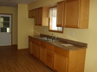 330 N 13th St, Escanaba, MI 49829