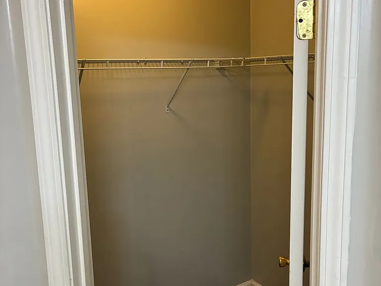 130 Lake Victoria Dr — Photo 13