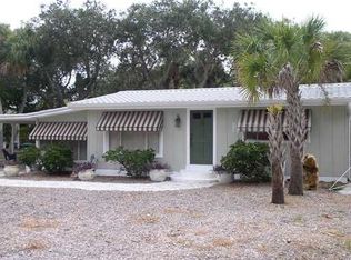 4075 Pelican Shores Cir, Englewood, FL 34223
