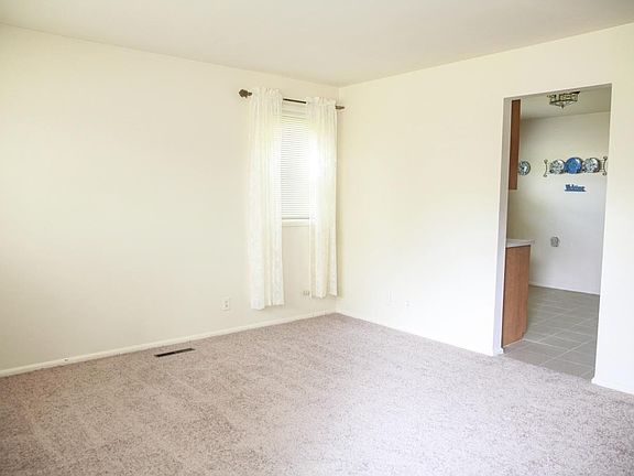 4th image of 3926 Myron Ave