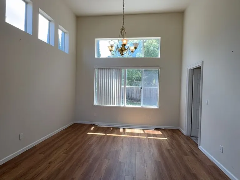 5152 Renaissance Ct — Photo 14